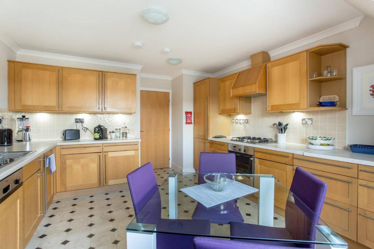 Joivy Inviting Apartment Near Leith Walk エディンバラ エクステリア 写真