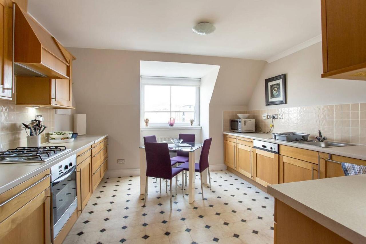 Joivy Inviting Apartment Near Leith Walk エディンバラ エクステリア 写真